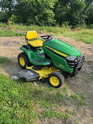 Image of John Deere X390 equipment image 3