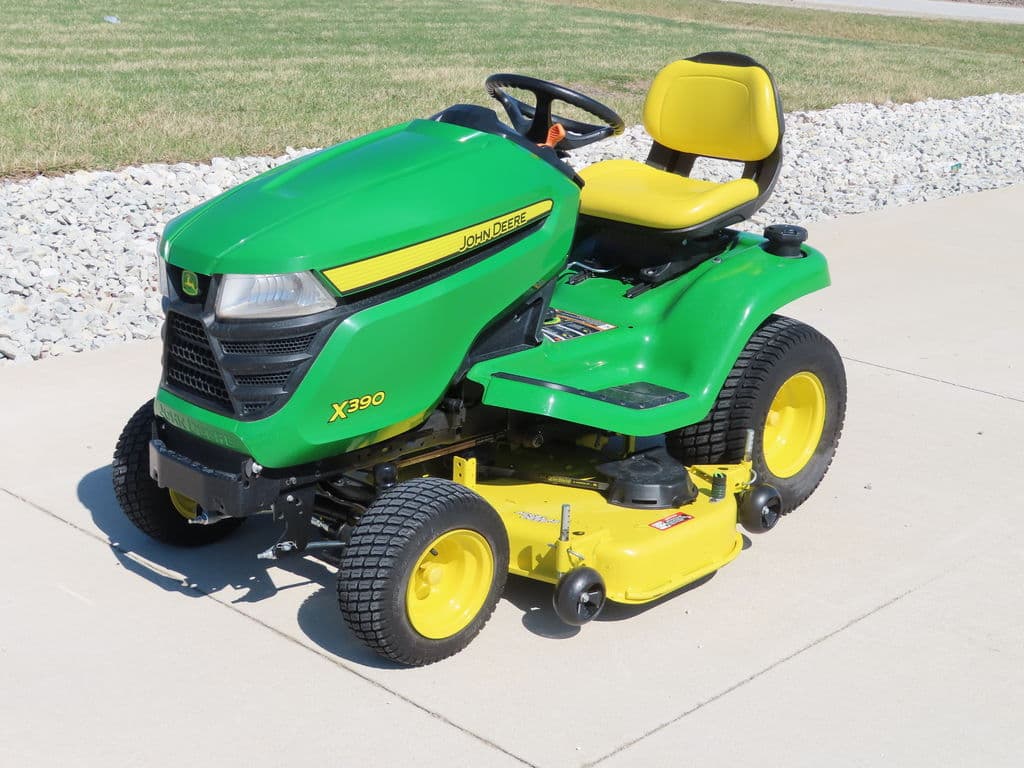 Image of John Deere X390 Primary image