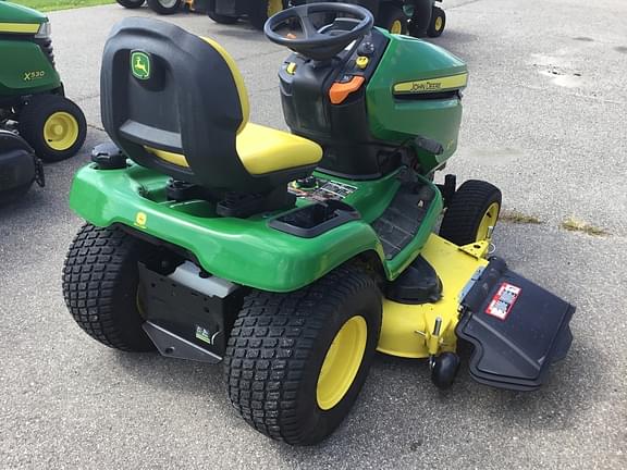 Image of John Deere X390 equipment image 4