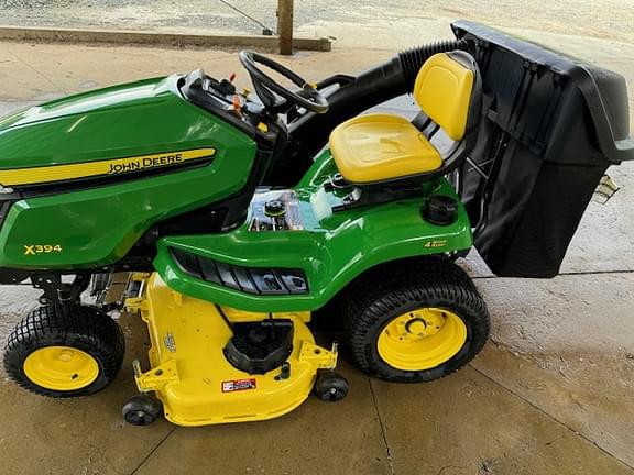 Image of John Deere X394 equipment image 4