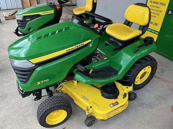 Image of John Deere X570 equipment image 2