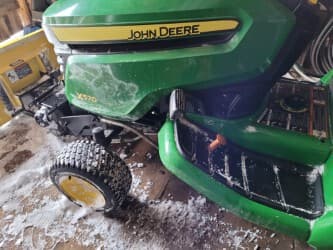 Image of John Deere X570 equipment image 3