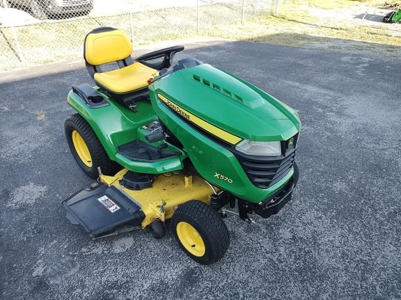 Image of John Deere X570 equipment image 1