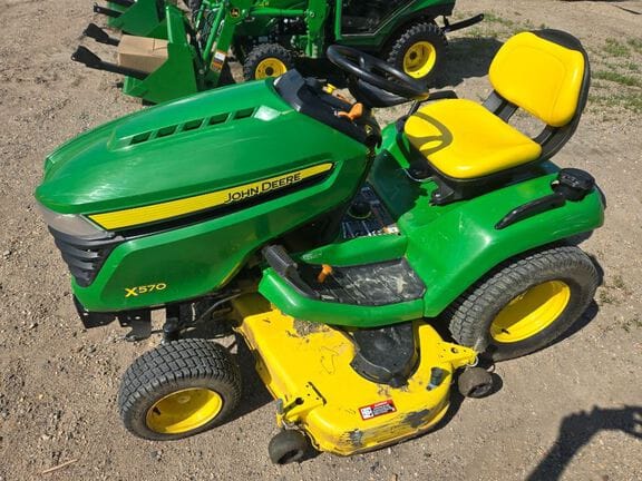 2020 John Deere X570 Equipment Image0