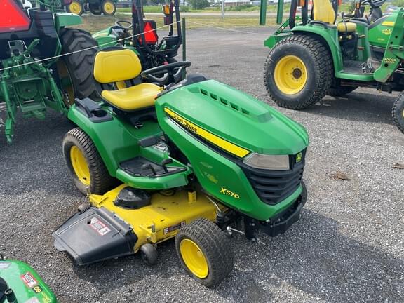 Image of John Deere X570 equipment image 1