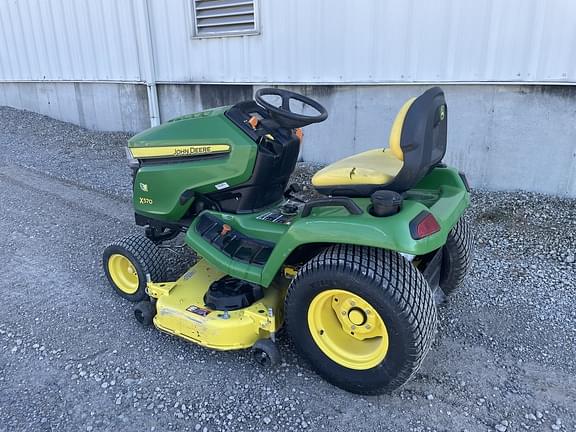 Image of John Deere X570 equipment image 1