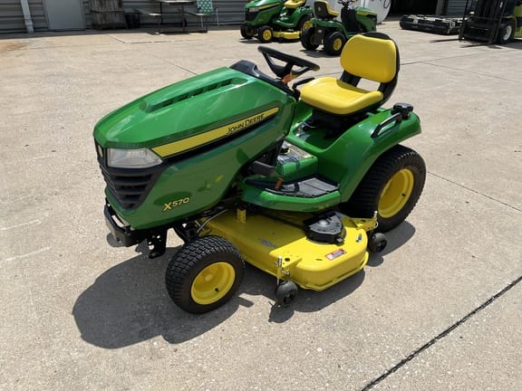2020 John Deere X570 Equipment Image0