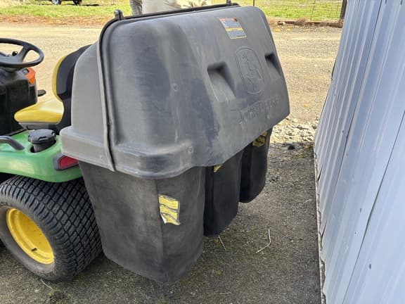 Image of John Deere X570 equipment image 1