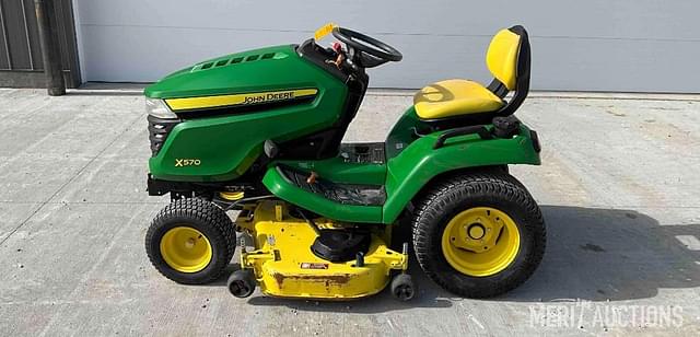 Image of John Deere X570 equipment image 1