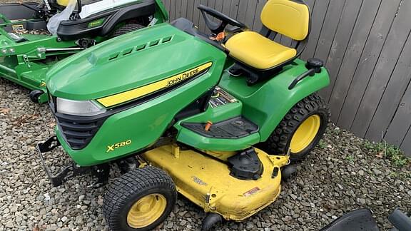 Image of John Deere X580 equipment image 1