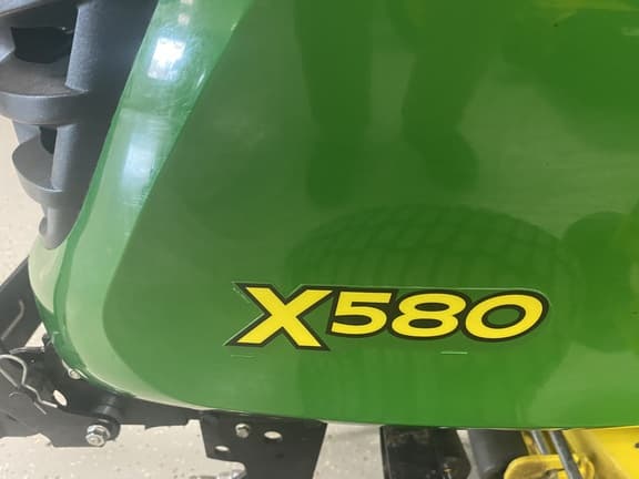 Image of John Deere X580 equipment image 2