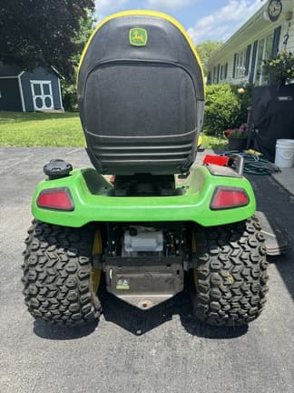 Image of John Deere X580 equipment image 1