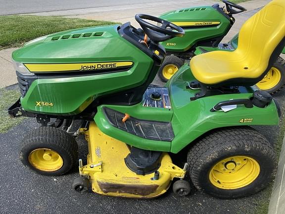 Image of John Deere X584 equipment image 2