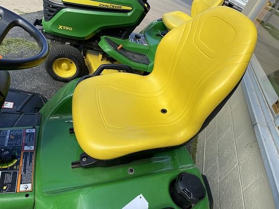 Image of John Deere X584 equipment image 4