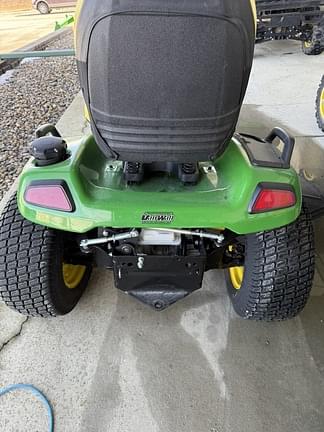 Image of John Deere X584 equipment image 4