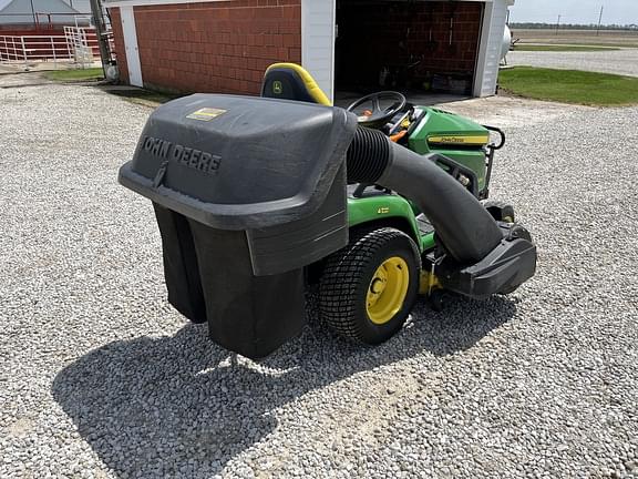 Image of John Deere X584 equipment image 2