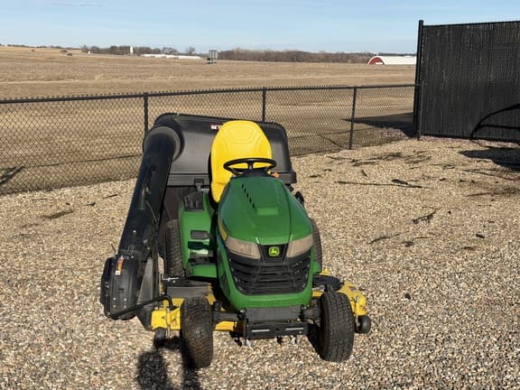 Image of John Deere X584 equipment image 2