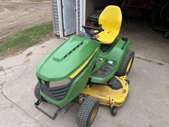 Image of John Deere X584 equipment image 2