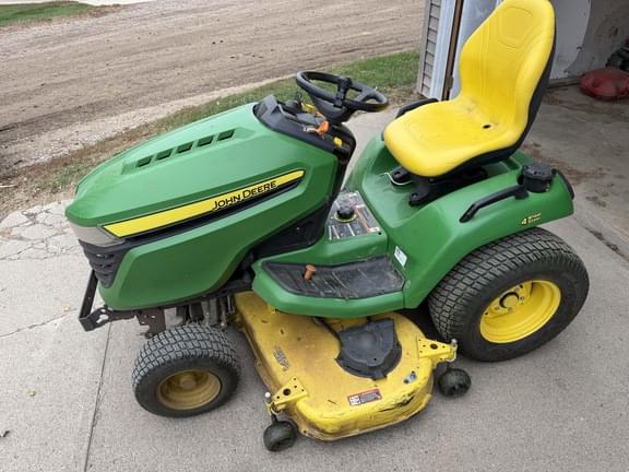 Image of John Deere X584 equipment image 1