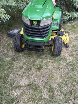 Image of John Deere X584 equipment image 2