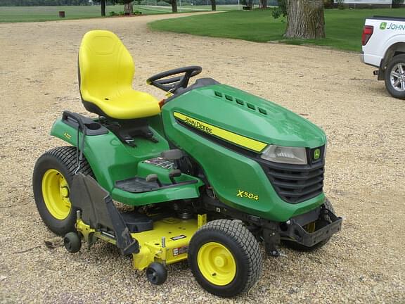 Image of John Deere X584 equipment image 2