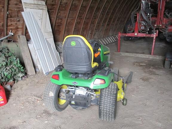 Image of John Deere X584 equipment image 3