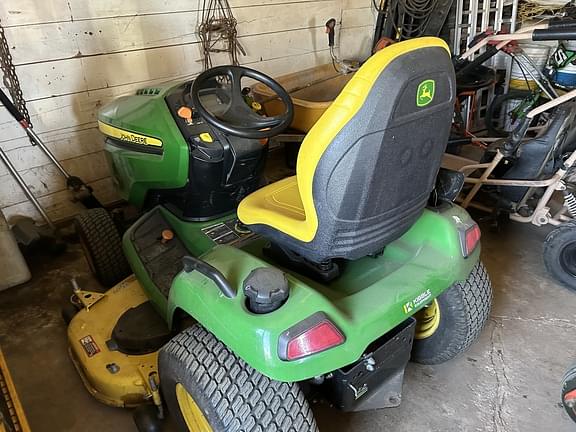 Image of John Deere X584 equipment image 3