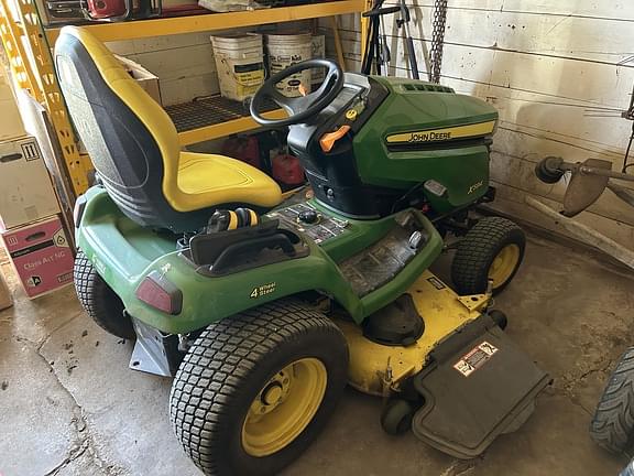 Image of John Deere X584 equipment image 2