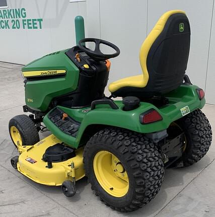 Image of John Deere X590 equipment image 4