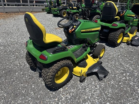 2020 John Deere X590 Equipment Image0