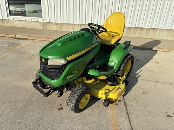 2020 John Deere X590 Equipment Image0