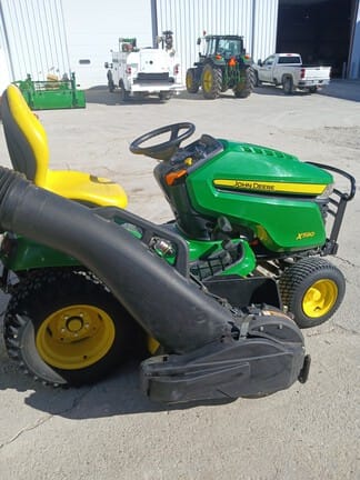 2020 John Deere X590 Equipment Image0
