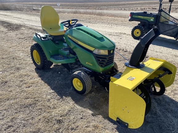 Image of John Deere X590 equipment image 2