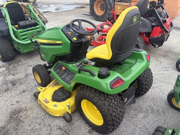 Image of John Deere X590 equipment image 3