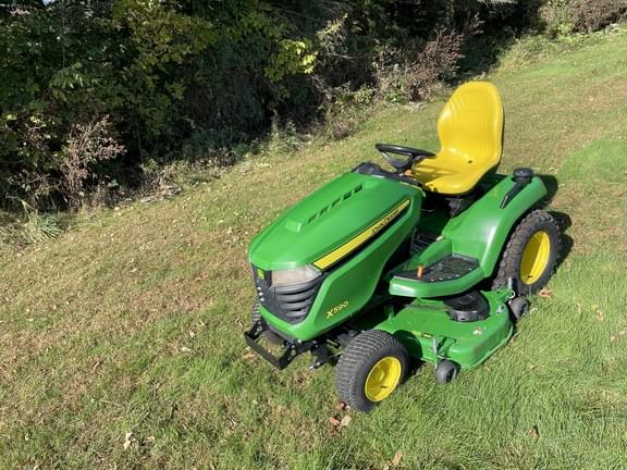 Image of John Deere X590 equipment image 4