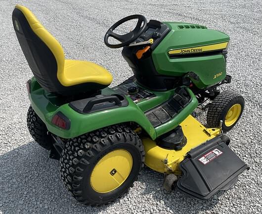 Image of John Deere X590 equipment image 3