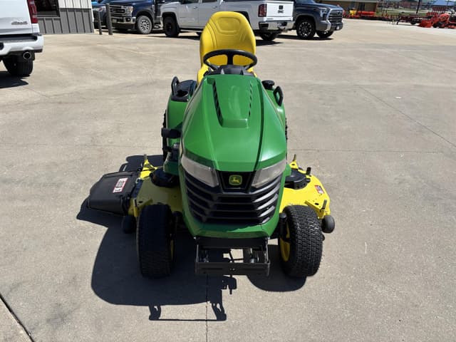 Image of John Deere X590 equipment image 2