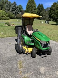 Image of John Deere X590 Primary image