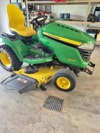 Image of John Deere X590 Image 0