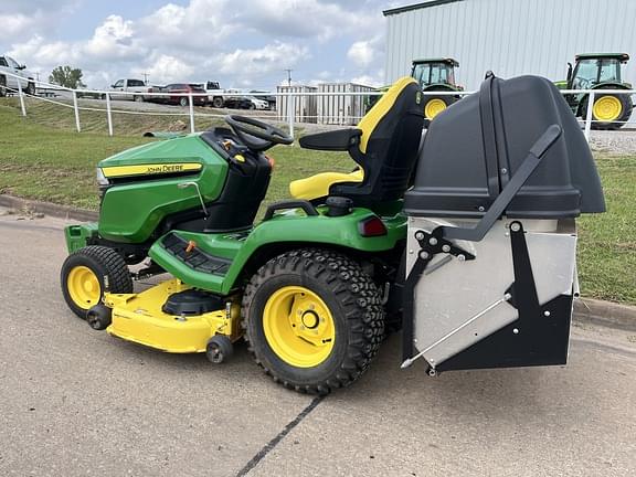 Image of John Deere X590 equipment image 1