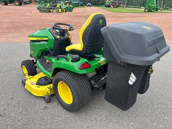 Image of John Deere X590 equipment image 3