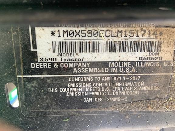 Image of John Deere X590 equipment image 4