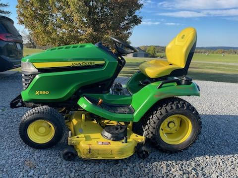Image of John Deere X590 equipment image 3