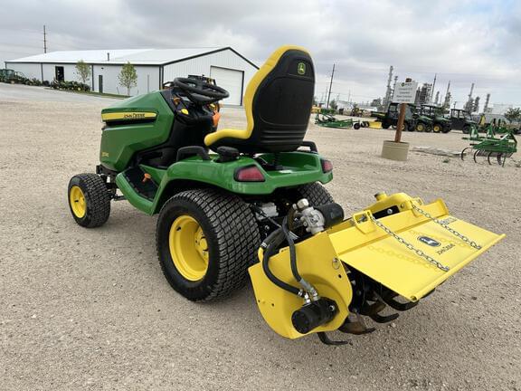 Image of John Deere X590 equipment image 4