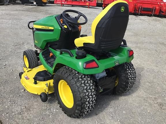 Image of John Deere X590 equipment image 2