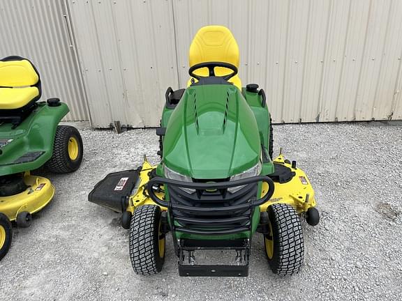 Image of John Deere X590 equipment image 4