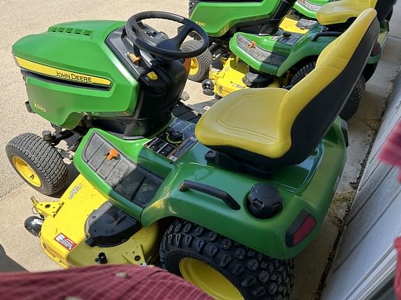 Image of John Deere X590 equipment image 3