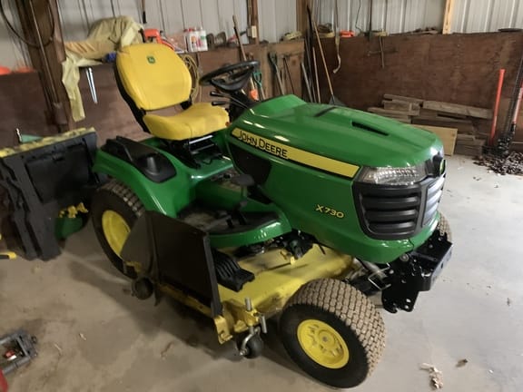 Main image John Deere X730