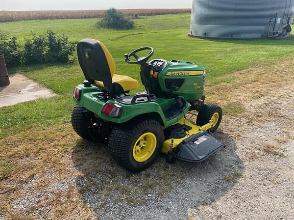 Image of John Deere X730 equipment image 4