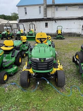 Image of John Deere X730 equipment image 1